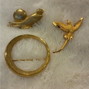Gold Tone Bird Pin and Circular Brooch Set